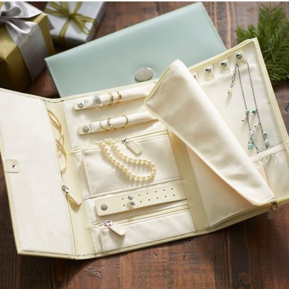 Pottery Barn Cream Jewelry Organizer